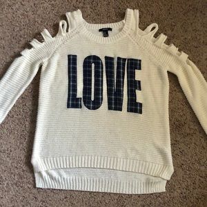 White, sweatshirt top